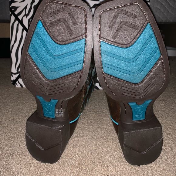 Ariat Tombstone Western Women’s Boots - Picture 4 of 5